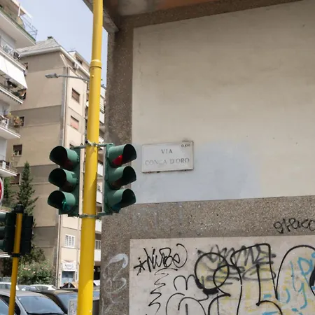 Via Conca D'oro Adiacente Fermata Della Metro B Διαμέρισμα