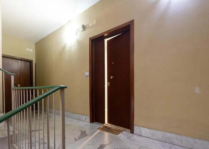 Daire Via Conca D'oro Adiacente Fermata Della Metro B